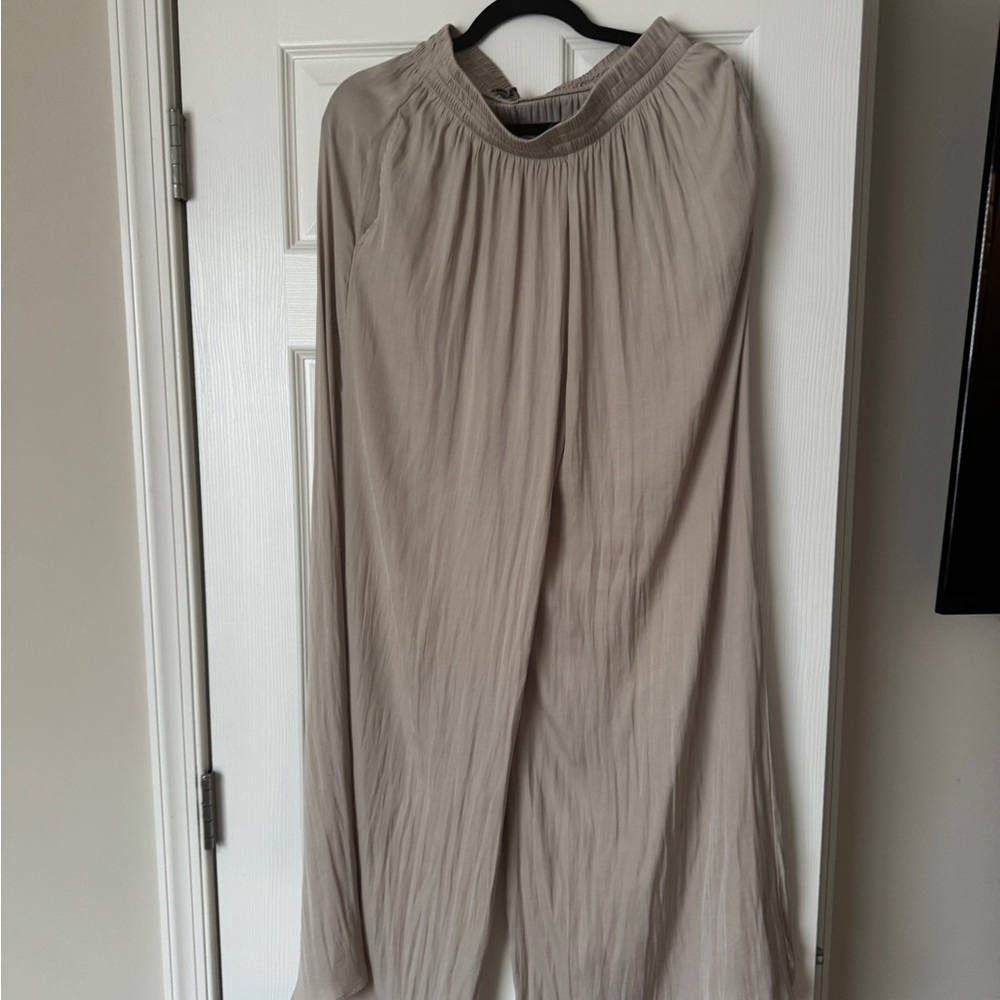 Zara Elastic-Waist Flowy Wide-Leg Pants